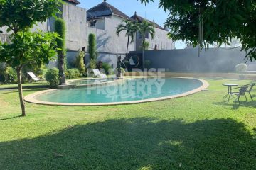 Tranquil Oasis: Spacious 3-Bedroom Villa with Pool in North Kerobokan – Yearly Rental