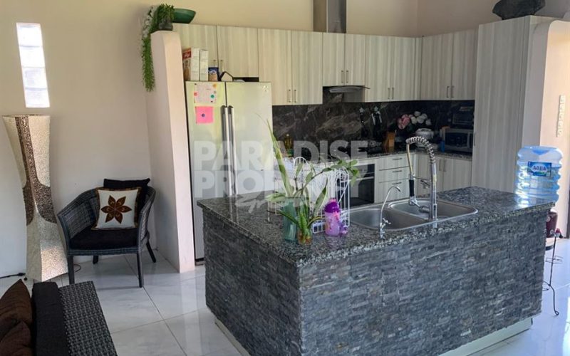 Tranquil Oasis: Spacious 3-Bedroom Villa with Pool in North Kerobokan – Yearly Rental