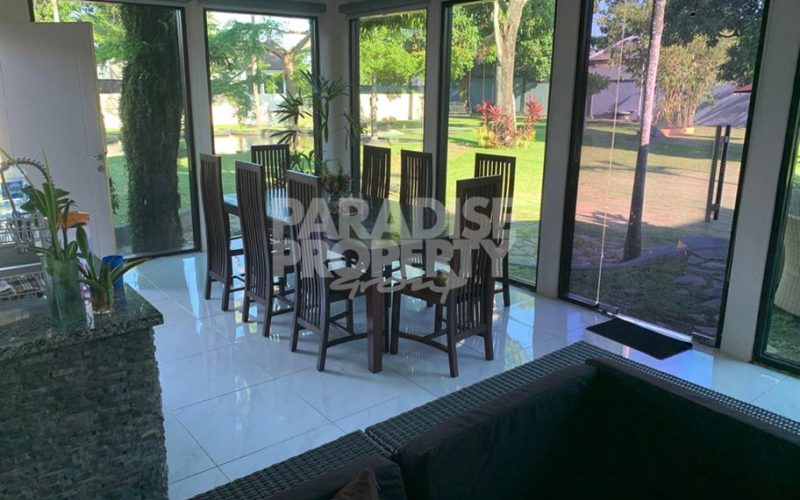Tranquil Oasis: Spacious 3-Bedroom Villa with Pool in North Kerobokan – Yearly Rental