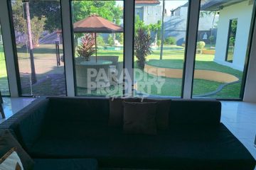 Tranquil Oasis: Spacious 3-Bedroom Villa with Pool in North Kerobokan – Yearly Rental