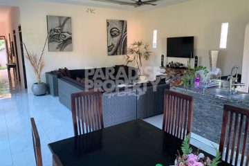 Tranquil Oasis: Spacious 3-Bedroom Villa with Pool in North Kerobokan – Yearly Rental