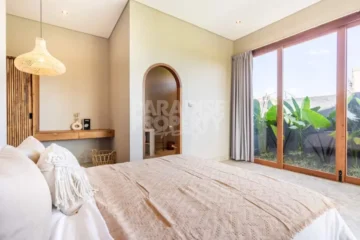 Leasehold 3-Bedroom Mediterranean-Style Villa for Sale in Seseh, Bali