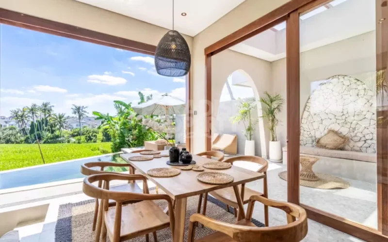 Leasehold 3-Bedroom Mediterranean-Style Villa for Sale in Seseh, Bali