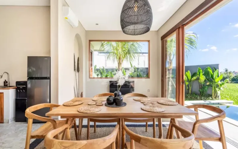 Leasehold 3-Bedroom Mediterranean-Style Villa for Sale in Seseh, Bali