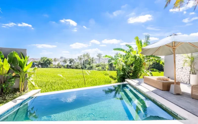 Leasehold 3-Bedroom Mediterranean-Style Villa for Sale in Seseh, Bali