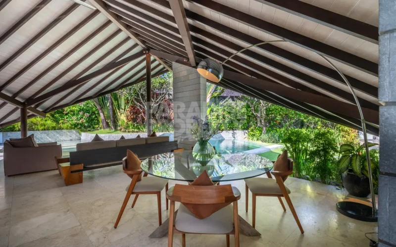 Unique 2 Bedroom Stylish Villa within an Exclusive Resort