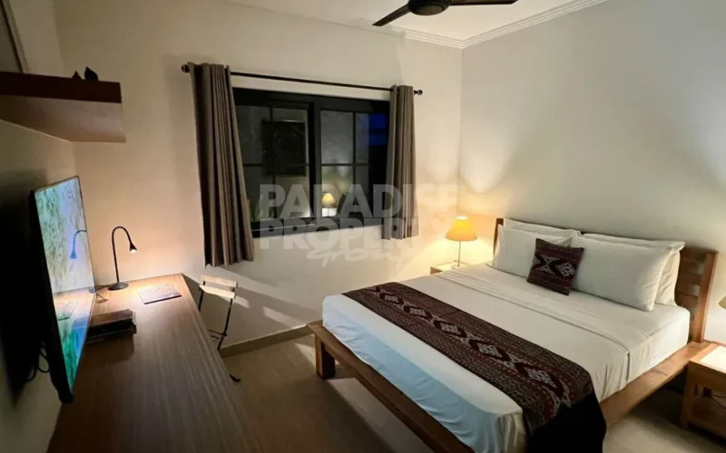 Modern 3-Bedroom Villa with Private Jacuzzi Pool in Seminyak Area – Leasehold