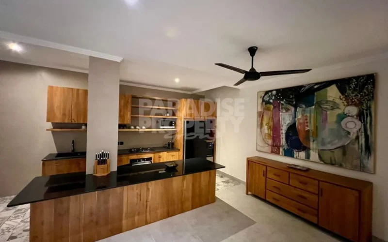 Modern 3-Bedroom Villa with Private Jacuzzi Pool in Seminyak Area – Leasehold