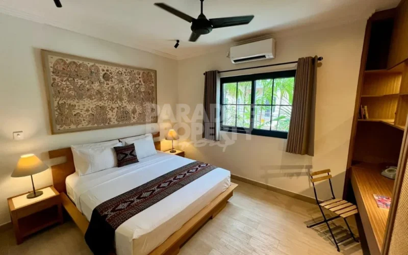 Modern 3-Bedroom Villa with Private Jacuzzi Pool in Seminyak Area – Leasehold