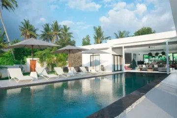 Leasehold 4-Bedroom Luxury Villa for Sale in Seseh